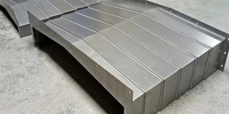 The significance of the use of steel plate protective cover in the machine tool industry